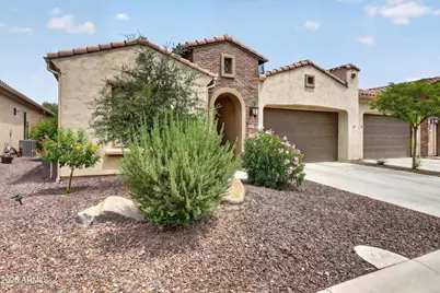 16948 W Palm Lane, Goodyear, AZ 85395 - Photo 3