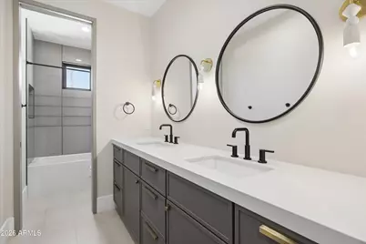 4010 E Hazelwood Street, Phoenix, AZ 85018 - Photo 25