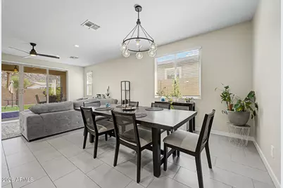 433 E Spirit Trail, Phoenix, AZ 85042 - Photo 11