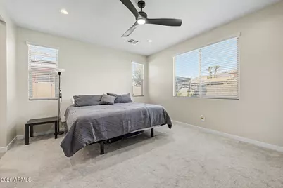 433 E Spirit Trail, Phoenix, AZ 85042 - Photo 19