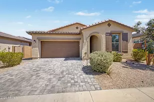 433 E Spirit Trl, Phoenix, AZ 85042 - Photo 1