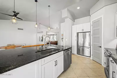 5620 W Frye Road, Chandler, AZ 85226 - Photo 11