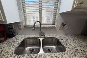 1073 S Seneca Dr, Apache Junction, AZ 85119 - Photo 11