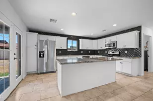 8807 W Catalina Dr, Phoenix, AZ 85037 - Photo 7