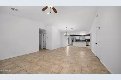 8807 W Catalina Drive, Phoenix, AZ 85037 - Photo 5