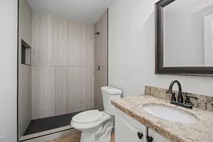 8807 W Catalina Dr, Phoenix, AZ 85037 - Photo 17