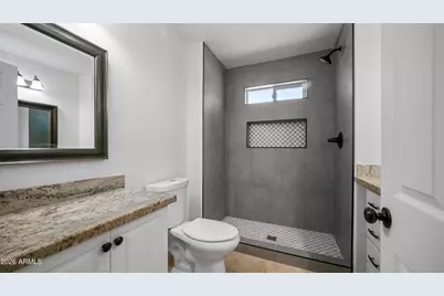 8807 W Catalina Drive, Phoenix, AZ 85037 - Photo 23
