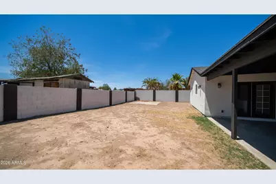 8807 W Catalina Drive, Phoenix, AZ 85037 - Photo 27