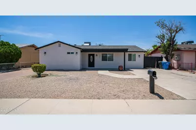 8807 W Catalina Drive, Phoenix, AZ 85037 - Photo 1