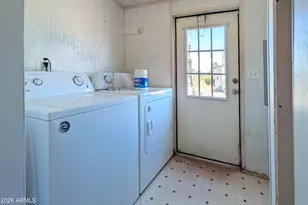156 N Hawes Rd, Mesa, AZ 85207 - Photo 11