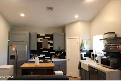 1233 S 15th Drive, Phoenix, AZ 85007 - Photo 13