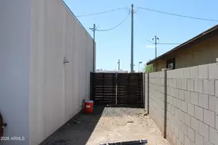 1233 S 15th Dr, Phoenix, AZ 85007 - Photo 21