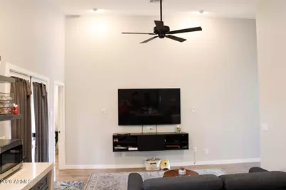 1233 S 15th Drive, Phoenix, AZ 85007 - Photo 15