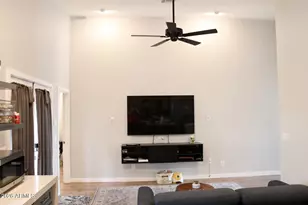 1233 S 15th Dr, Phoenix, AZ 85007 - Photo 15