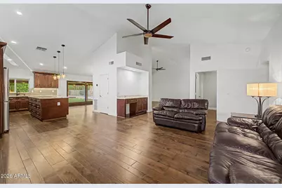 13653 N 69th Drive, Peoria, AZ 85381 - Photo 9