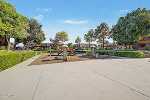 3535 W Tierra Buena Ln, Phoenix, AZ 85053 - Photo 11
