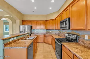 5957 S Meadow Hills Loop, Green Valley, AZ 85622 - Photo 5