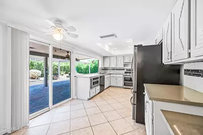 324 W Willow Avenue, Phoenix, AZ 85029 - Photo 13