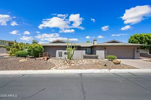 324 W Willow Ave, Phoenix, AZ 85029 - Photo 1