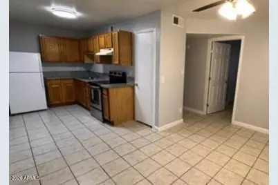 602 E Townley Avenue #301, Phoenix, AZ 85020 - Photo 1