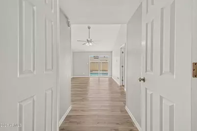 5607 W Winnwood Avenue, Glendale, AZ 85304 - Photo 21
