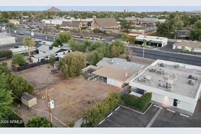 3834 E Indian School Road, Phoenix, AZ 85018 - Photo 9