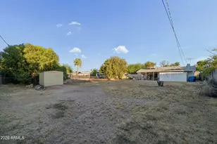 3834 E Indian School Rd, Phoenix, AZ 85018 - Photo 41
