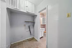 3834 E Indian School Rd, Phoenix, AZ 85018 - Photo 35