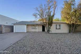 3834 E Indian School Rd, Phoenix, AZ 85018 - Photo 17