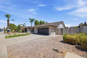 5109 E Paradise Ln, Scottsdale, AZ 85254 - Photo 37