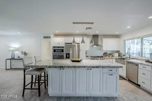 10844 N 37th St, Phoenix, AZ 85028 - Photo 15