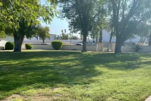 17042 N 105th Ave, Sun City, AZ 85373 - Photo 27