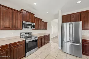 17873 W Watson Ln, Surprise, AZ 85388 - Photo 11