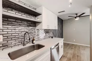 8217 N 34th Ave, Phoenix, AZ 85051 - Photo 17