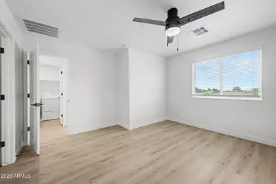 141 W Latona Road, Phoenix, AZ 85041 - Photo 25