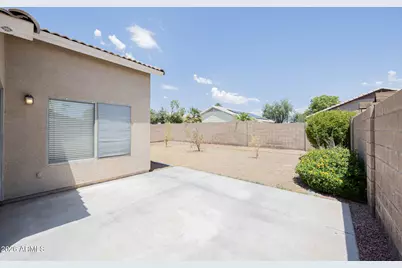 13344 W Desert Lane, Surprise, AZ 85374 - Photo 25