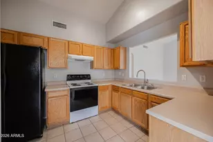13344 W Desert Ln, Surprise, AZ 85374 - Photo 9