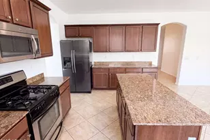 14559 W Cortez St, Surprise, AZ 85379 - Photo 25