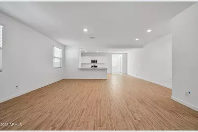 12617 W Kaler Drive, Glendale, AZ 85307 - Photo 3