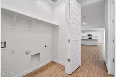 12617 W Kaler Drive, Glendale, AZ 85307 - Photo 19