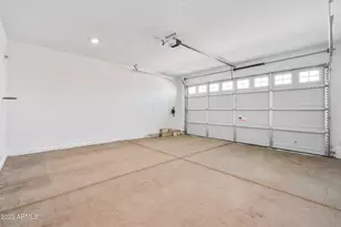 12617 W Kaler Dr, Glendale, AZ 85307 - Photo 21