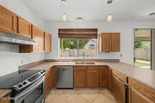 3823 W Villa Linda Dr, Glendale, AZ 85310 - Photo 11