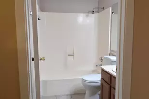 7540 W Turney Ave, Phoenix, AZ 85033 - Photo 31