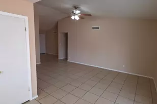 7540 W Turney Ave, Phoenix, AZ 85033 - Photo 11
