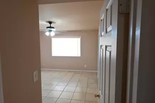 7540 W Turney Ave, Phoenix, AZ 85033 - Photo 19