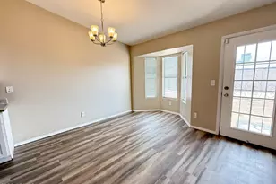10921 W Sells Dr, Phoenix, AZ 85037 - Photo 7