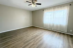 10921 W Sells Dr, Phoenix, AZ 85037 - Photo 11