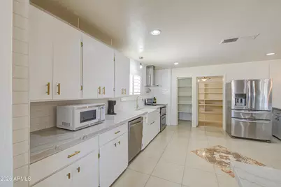 1732 S 175th Drive, Goodyear, AZ 85338 - Photo 17
