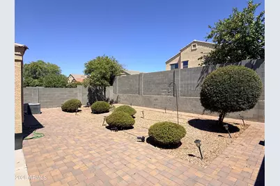 9850 W Deanna Drive, Peoria, AZ 85382 - Photo 13