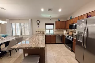 9850 W Deanna Dr, Peoria, AZ 85382 - Photo 7